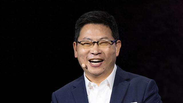 余承东任华为IRB主任，任正非签发，掌全局投资聚焦AI定未来十年