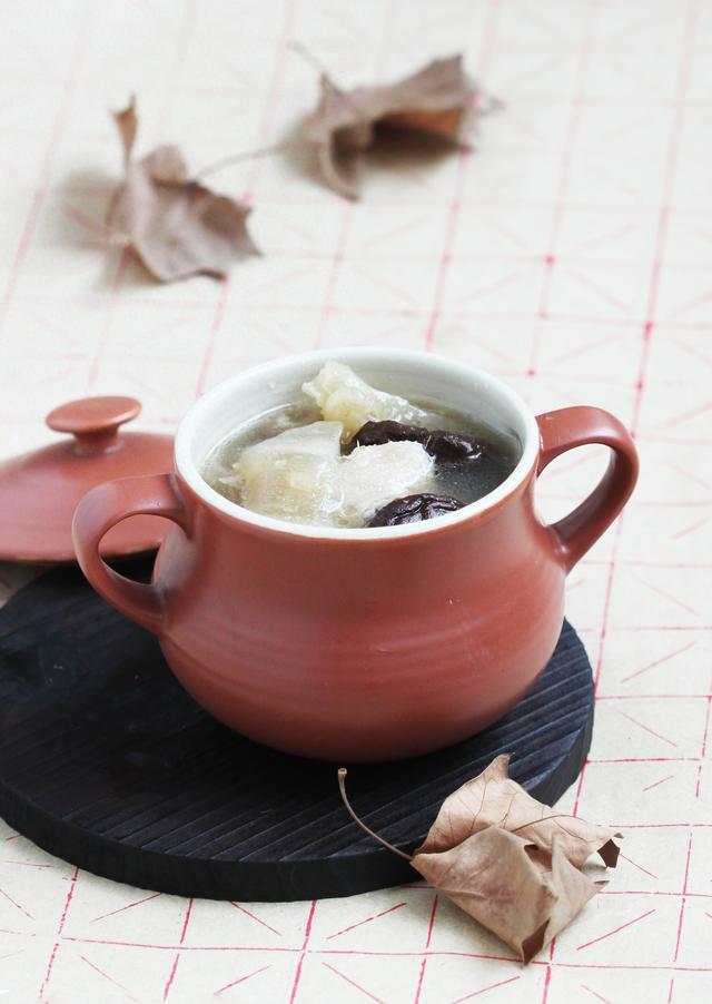 正宗花胶泡出来的样子 2026年正宗花胶泡出来的样子是什么