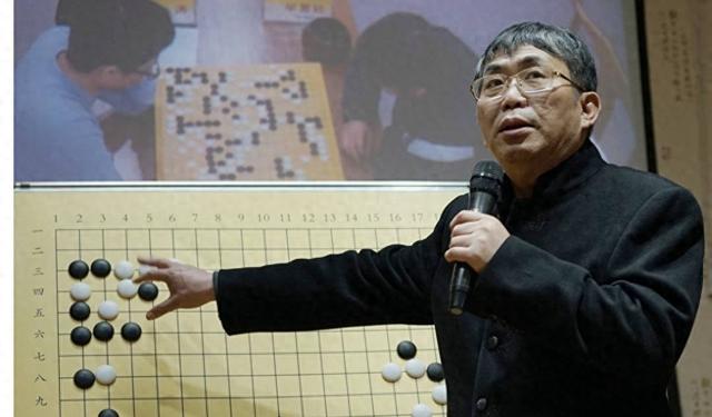 聂卫平开1920年茅台！兑现承诺后说这酒不值，诺言算兑现吗？