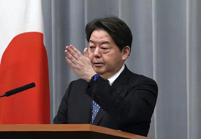 对中国九三大阅兵，日本终于表态了，不敢评论，直言绝不重蹈覆辙