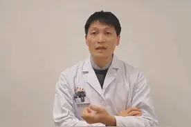 踝关节扭伤做什么检查？ #崴脚#踝关节扭伤图片