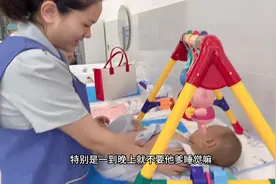 是不是一岁左右的娃都只要妈😩我的娃最近只要我图片