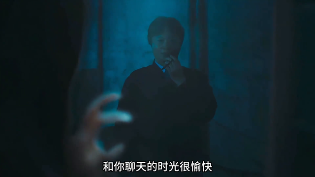 女孩晚上乘坐地铁，却遭遇了一件可怕的事情！《诡异列车》