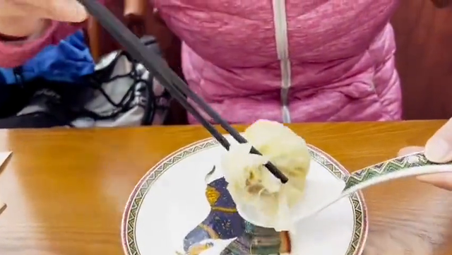 北京惊现地道内蒙古烧麦！薄皮大馅羊肉淌汁