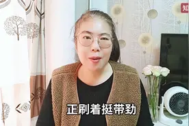 手机经常弹出消息通知，声音响个不停好烦人，如何彻底关闭。图片