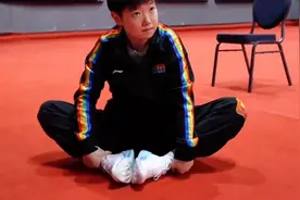 莎莎大头一字马#乒乓球图片