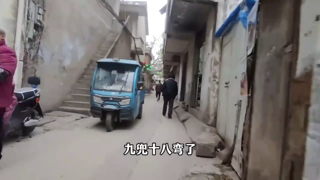 实拍合肥最大城中村	，破旧楼房成了打工人的落脚点，场面让...