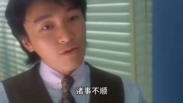 梦到闹肚子拉在裤子里啥意思#上厕所