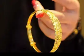 女人佩戴什么首饰最合适？图片