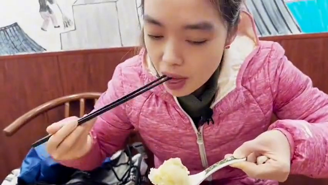 北京惊现地道内蒙古烧麦！薄皮大馅羊肉淌汁