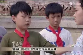 樱桃为了给女儿买双球鞋，上山采蘑菇，却和二狗子双双掉入陷阱图片