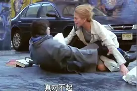 40岁阿姨爱上18瑞小伙，该怎样收场？#因为一个片段看了整部剧图片