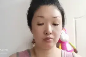 教你一个好方法，坚持经常做，能让你手部肌肤白嫩紧致预防...图片
