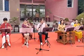民间小调《采茶朴蝶》欢快的节奏优美的旋律听民乐演奏舒服...图片