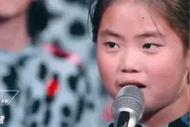中意双语，意大利儿童合唱团演唱【孤勇者】图片