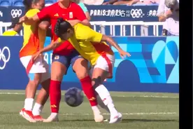 哥伦比亚女足险些创造奇迹！低位防守、长传+凶猛拼抢二点球图片