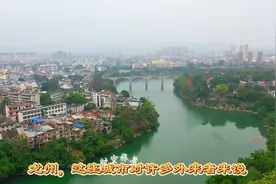 难以复制的龙州铁桥，仅在老照片中留存图片