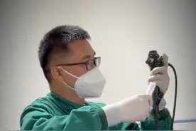 长期吸烟诱发慢性支气管炎，常年咳嗽咳痰，气喘#医学科普 #健康守护计划 #健康 #大数据推荐给有需要的人 #热点视频封面