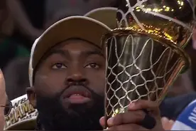 🍀🏆杰伦-布朗以总决赛场均20.8分5.4篮板5助攻的数据当选2023-2024赛季总决赛FMVP！

#凯尔特人总冠军  #凯尔特人18冠 #杰伦布朗FMVP视频封面