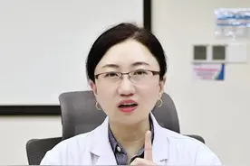 一到换季，手指就长水泡，瘙痒无比，这是#汗疱疹 ，学会这样处理#止痒  #皮炎 #医学科普 #抖出健康知识宝藏