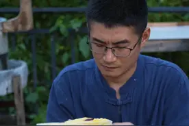 玉米粑粑 又到了玉米快要收获的时间了，趁着它还嫩做点玉米粑粑吃#乡村治愈生活瞬间 #新农人计划2025 #玉米粑粑 #寻美建始 #寻美恩施 @DOU+上热门 @DOU+小助手视频封面