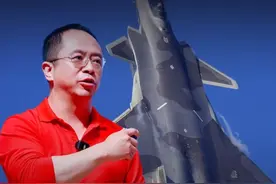 长春航展，歼20首次展示静态真容。 #大咖观察 #红衣分享 #长春航展