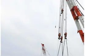 发生沉船事故，是如何清理这海底几万吨“巨兽”？ 视频封面