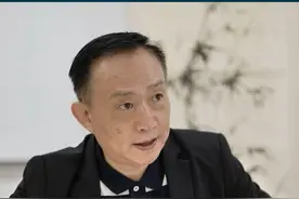 资本流转与美元霸权 #卢麒元视角 #头条知识专家团 #美元霸权视频封面