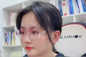 当微信收到朋友刚刚发来的消息，却发现被撤回了，教你一招轻松查看#手机技巧 #程序员 #干货分享 #内容启发搜索视频封面