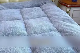 睡着舒服又暖和的羊羔绒床垫 赶紧给家里安排上#超便宜超划算视频封面