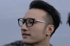 还记得和ta的第一次相遇吗？ #只为你着迷 #歌曲只为你着迷 #艺术在抖音