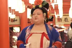 胖子也能有春天！王宇之前因为生病吃药让体重不受控制，为此也遭受过一些异样的眼光。现在所做的事情被人认可，她说是世界上最美妙的事情。#醉美杨贵肥 #胖子逆袭 视频封面