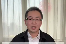孩子咳嗽感冒发烧，吃鸡肉，会不会让咳嗽加重？肉和鸡蛋能不能吃？苹果，橙子这些水果还能不能吃？牛奶还能不能喝？  #孩子抵抗力  #孩子免疫力  #睿无限  #睿无限乳铁蛋白  #老柴育儿视频封面