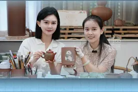 千年焕新！精湛工笔描绘“荣州彩陶”#自贡观察2024 
出镜：王梓薇 
拍摄：徐振宇
编发：郑皓匀视频封面