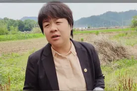 整村搬迁人走了地还在，一个月给50交通费回来种地 #征收补偿 #律师咨询 #搬迁视频封面