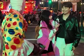 【环球】万圣节惊彩版环球影城超解压！附惊吓小攻略，一定要来！视频封面