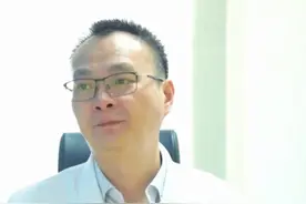 很常见的一种现象，突然站立时发生的眩晕，一般是生理性的原因。 @硬核科普 #眩晕 #卵圆孔未闭 @抖音短视频视频封面
