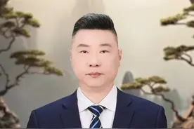 电梯失控冲顶造成悲剧，恐怖！ #新闻 #真实事件 #警惕