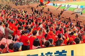 2024中甲首轮，观众总人数59684，场均7461，广西平果哈嘹国晶主场平果国晶体育场23866人排名榜首。如果中超中甲数据一起统计，平果国晶体育场本轮观众人数可排到全国第四名！（编辑：蒙睿）#2024中甲联赛广西赛区  #当球迷遇上广西哈嘹  #被足球带火的广西小城视频封面