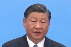面向世界，习近平主席这样阐释和平合作、开放包容、互学互鉴、互利共赢的丝路精神。#一带一路十周年视频封面