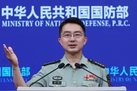 #女飞行员 #招新  ！#国防部  ：#空军 将面向高中毕业生招收选拔第14批女飞行学员