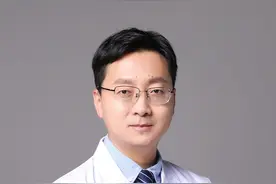 肾上腺第二篇，肾上腺分泌哪些激素呢？而分泌的激素又起什么作用？#肾上腺 #糖皮质激素 #满月脸水牛背 #医学科普 #上热门 @抖音短视频视频封面