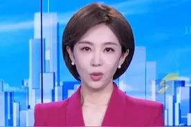 对脸猛喷防晒，女子双肺“白了”，确诊为“化学性吸入性肺炎”，喷洒时应屏住呼吸， 防止吸入#白肺