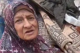 #以色列 再发撤离令！#加沙民众带家当艰难逃生  老人绝望求助：谁来帮帮我们？我们究竟做错了什么？#巴以冲突  #巴勒斯坦视频封面