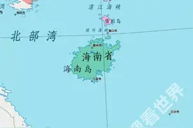 海南岛还剩多少？ 海平面上升后到海南岛，环岛的低地平原几乎完全被海水淹没，包括海口、三亚、万宁、儋州和文昌，但岛屿中部的山区被完整保留。
注：2019年9月，联合国政府间气候变化专门委员会（IPCC）发布的《气候变化中的海洋和冰冻圈特别报告》称，两极冰川可能在未来几百年内全部融化，海平面将持续上升几个世纪。根据科学家的估算，如果覆盖南极洲、格陵兰岛的所有冰层（南极洲将使海平面上升约 60 米，格陵兰岛使海平面上升约 7.4 米）以及全球山地冰盖融化，海平面将上升约 70 米，以上是本张地图创作的科学依据。 
★所有地图皆为原创谢绝转载★
#海南 #海平面上升 #全球变暖 #气候变化视频封面