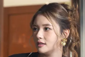 挤脚的小红鞋、初次月经的恐惧、身体发育的羞耻、首次的疼痛…