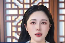 小米汽车爆燃背后，智能驾驶的滔天非议 #小米汽车SU7   #智能驾驶   #小米汽车车祸爆燃   #小月说  #抖音热评