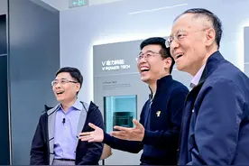 最近，网友问了我很多跟“懒人洗衣机”相关的问题。今天，带着大家的问题，我们一起去研发一线看一看。关于“懒人洗”，大家还有想了解的，欢迎在评论区告诉我。#海尔 #懒人洗 #三筒洗衣机 #海尔许愿池视频封面