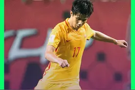 当年#国足 这波顽强反扑，让韩国队颇为狼狈，也让我们一度看到了希望...... #中国男足vs韩国 #世预赛 #孙兴慜 #dou来足球季视频封面