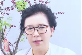 男女脱发都有哪些特点？最新脱发临床治疗解读来了 #防脱生发 #掉头发 #头顶稀疏 #米诺地尔泡沫剂 #科普